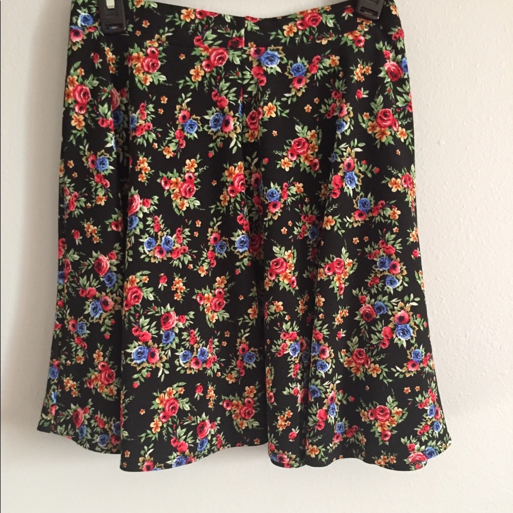Short skater dress